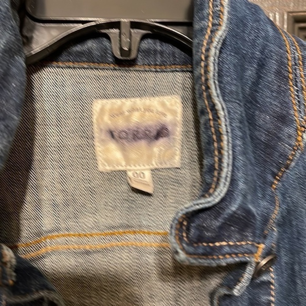 Torrid Jean Jacket Distressed Classic Spring Size… - image 3